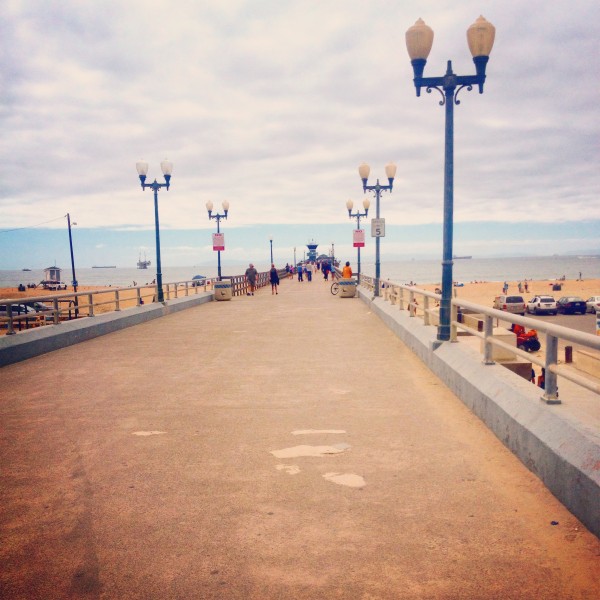 Seal Beach Pier, a place to observe the ambience of the ocean and do some fishing.