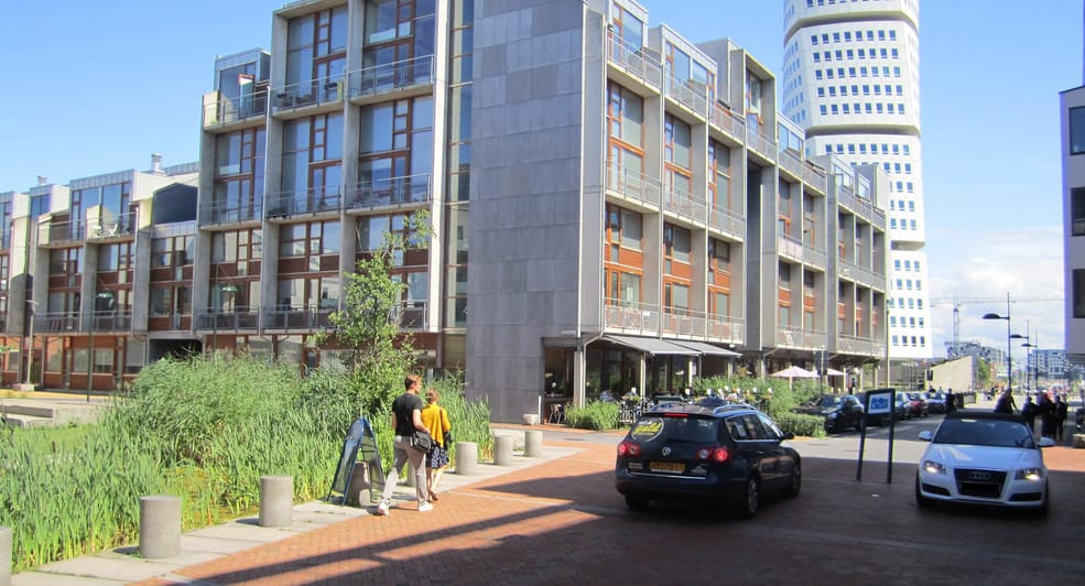 5977692977_a43951291c_b