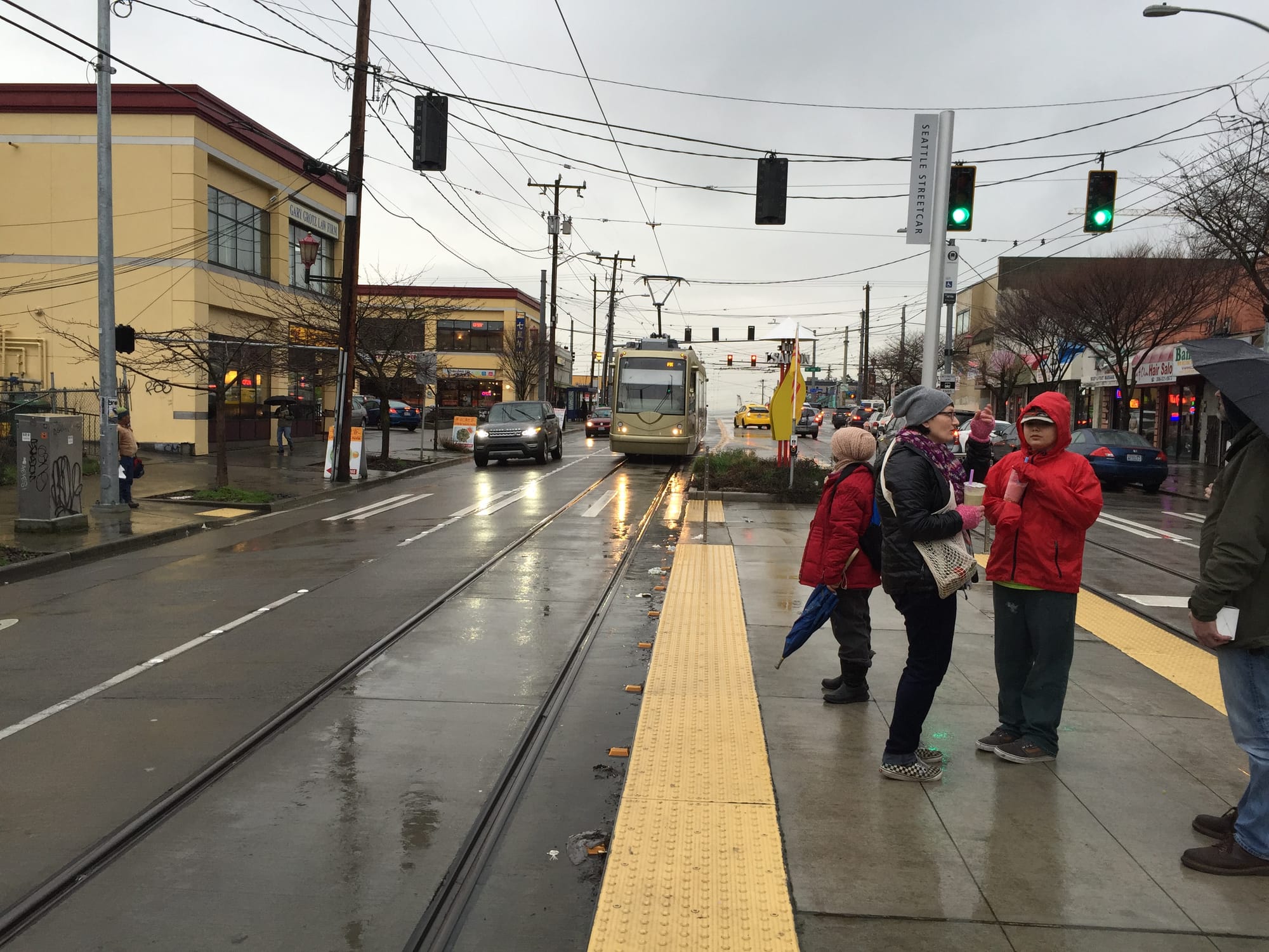 First Hill Streetcar Begins Service