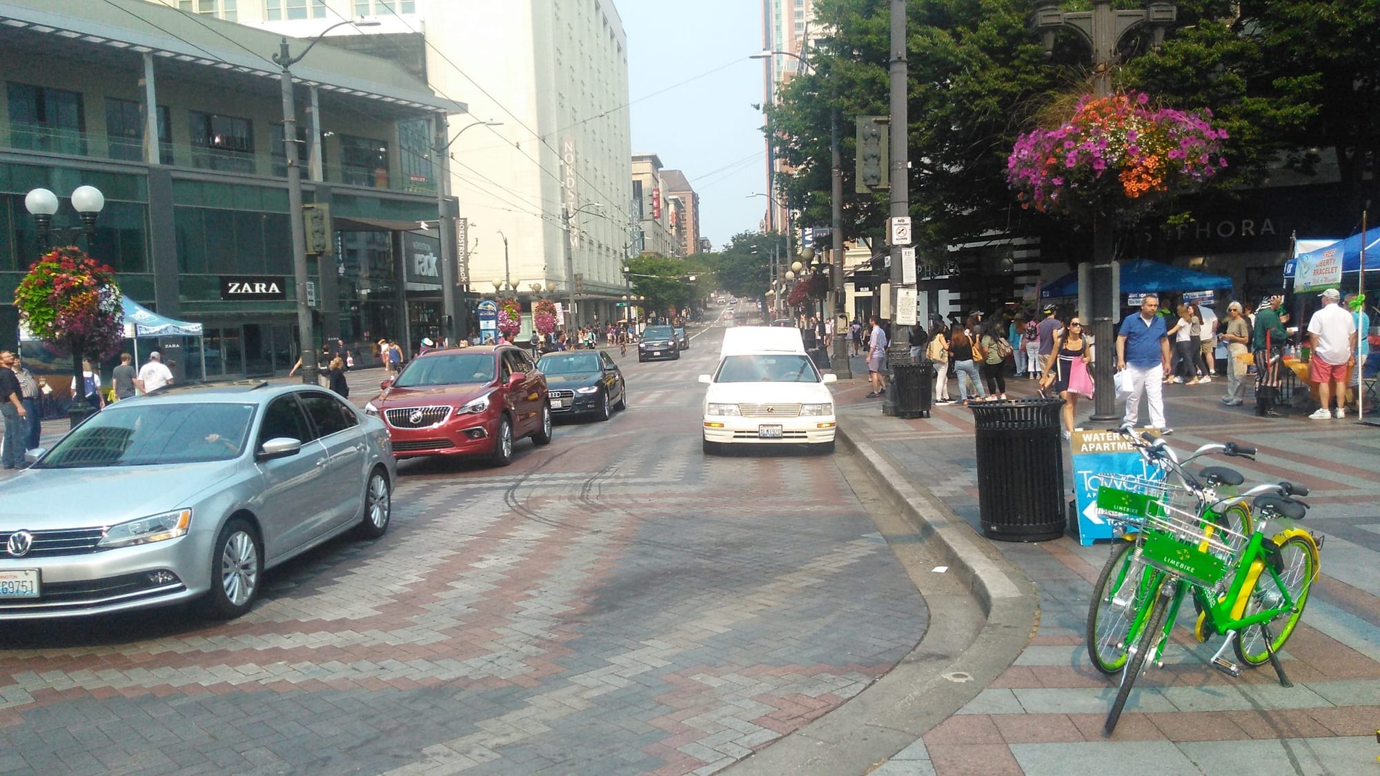 Pike/Pine Protected Bike Lanes Get Another Design Change