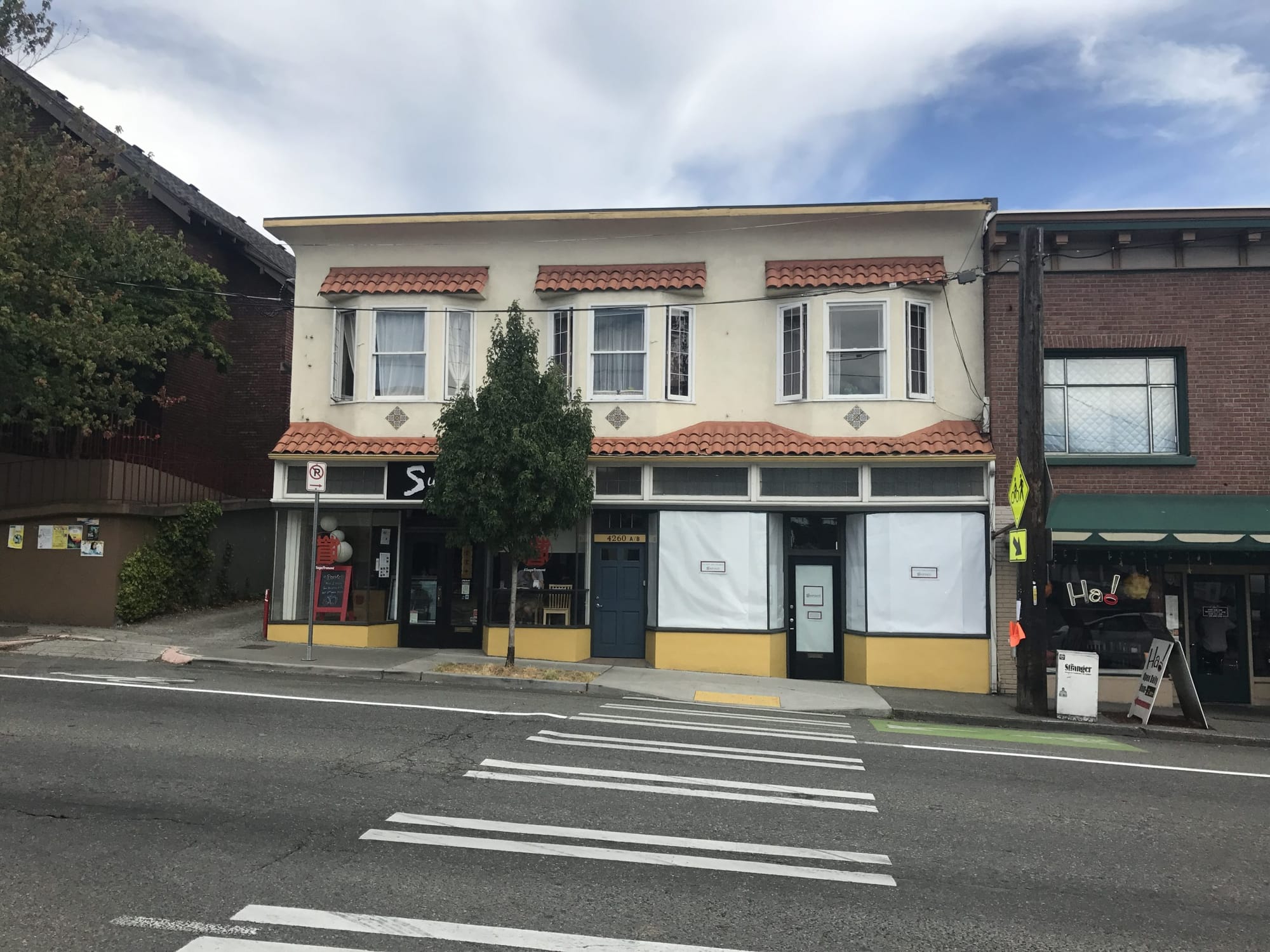 What We’re Reading: Take Them Down, New Hing Hay, And Polyglot Youth