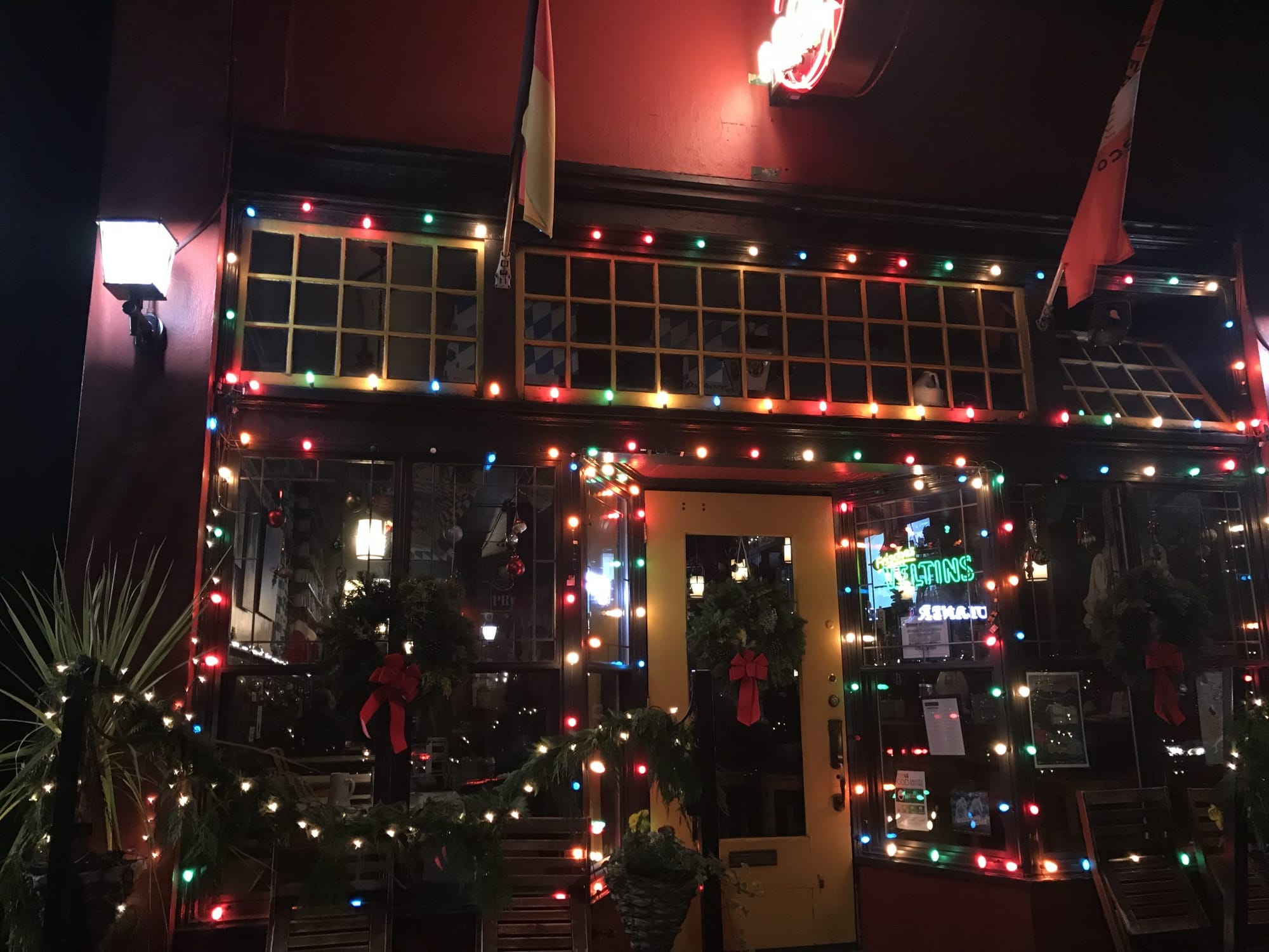 What We’re Reading: Tragedy in DuPont, Bussed Out, and Tilting at Windmills