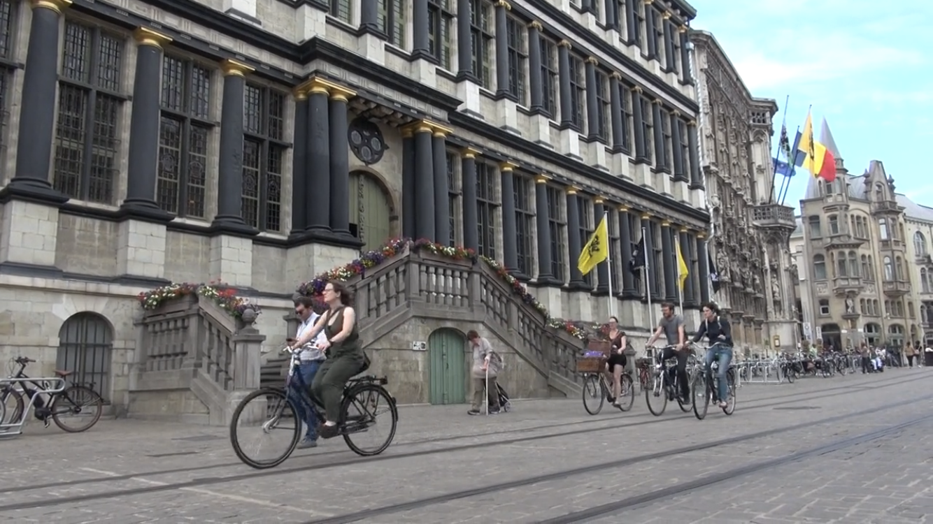 Sunday Video: The Innovative Way Ghent Removed Cars From The City