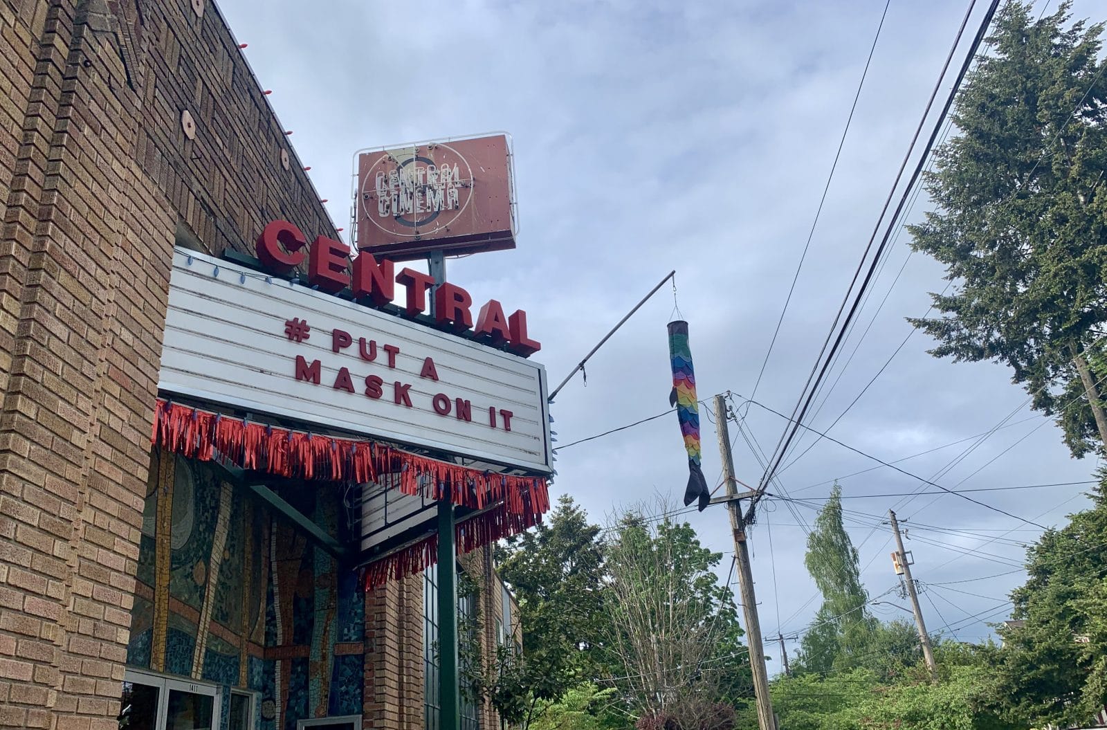 King County Urges Residents to Wear Face Coverings in Public, Pledges to Provide 115,000 Masks