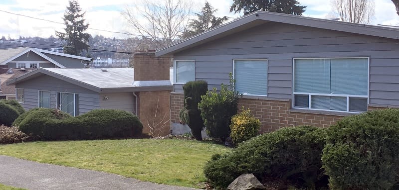 Photo of two single-story duplexes in Wallingford. 