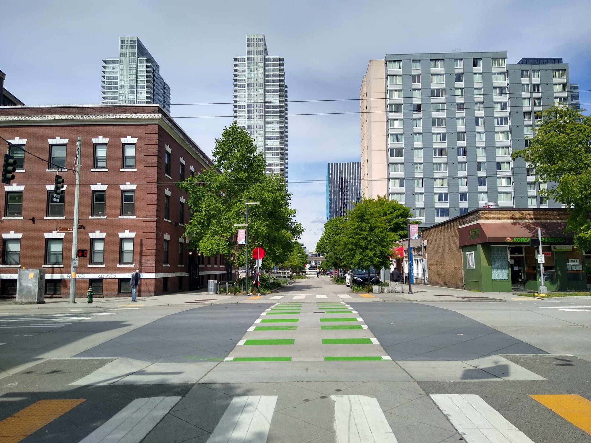 Laying Down Paint, Seattle Catches Up on Making Room for People Biking