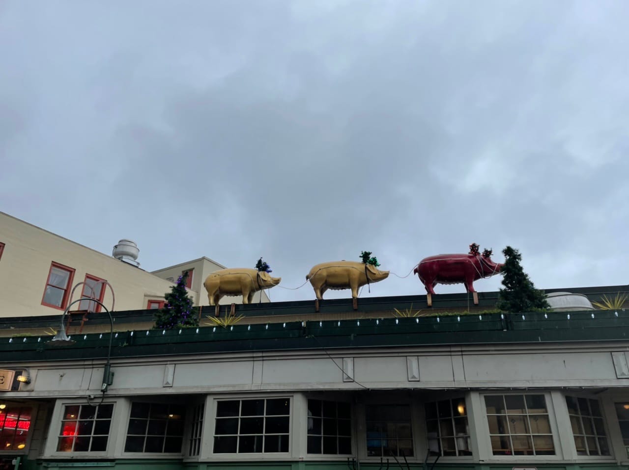 What We’re Reading: Unblock Bus Stops, Banana Republic, and Bikes Add Value