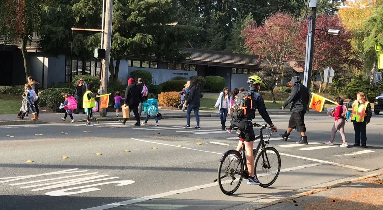 Lynnwood Considers Toothless Complete Streets Ordinance