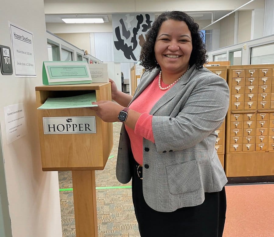 Liias and Reed Introduce Bill Requiring Midrise Zoning Near Rapid Transit