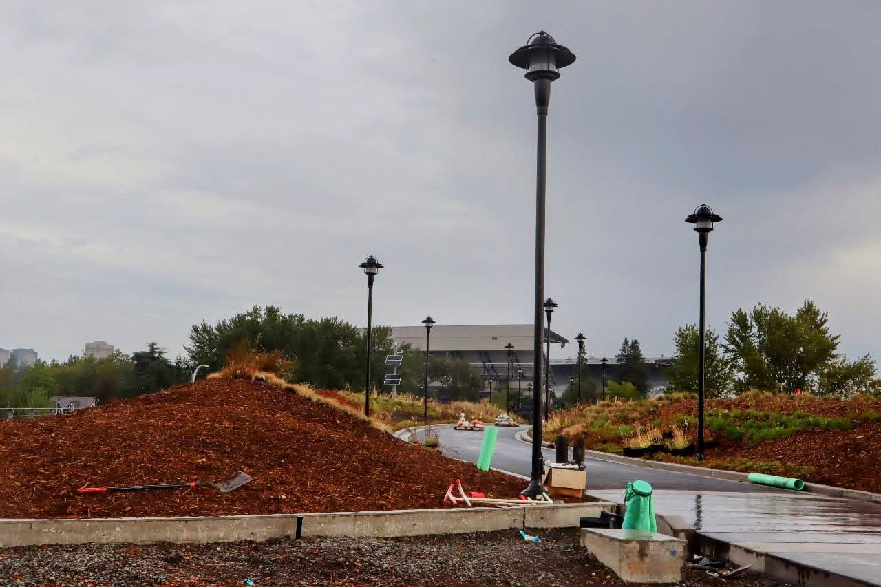 First Look at Montlake’s Highway Lid and Pedestrian Bridge, Opening This Fall