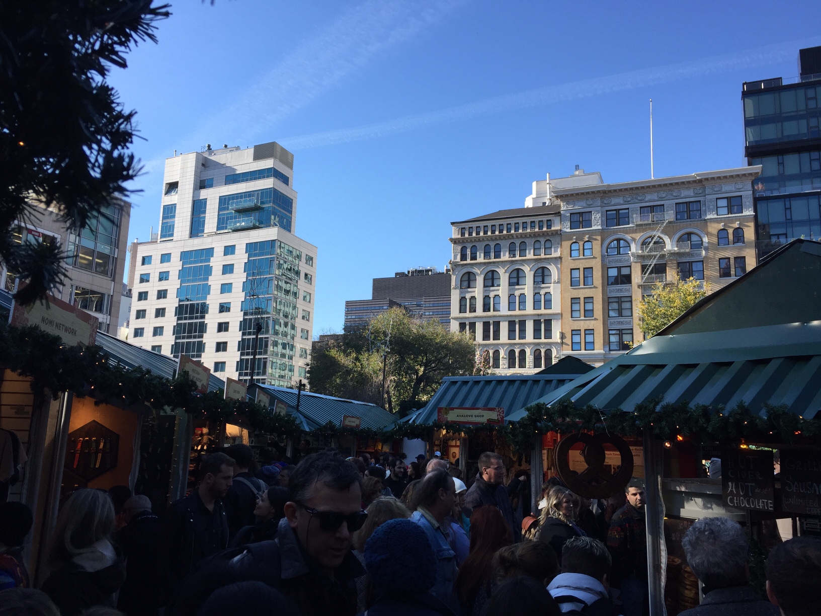 Union Square Holiday Market filled to the brim. (Photo by Stephen Fesler)