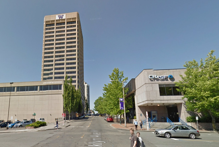 University of Washington Tower and location of the future subway station. (Google Streetview)