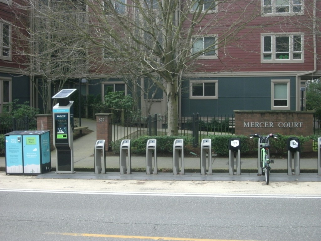 Pronto station at 12th Ave E and E Mercer St.