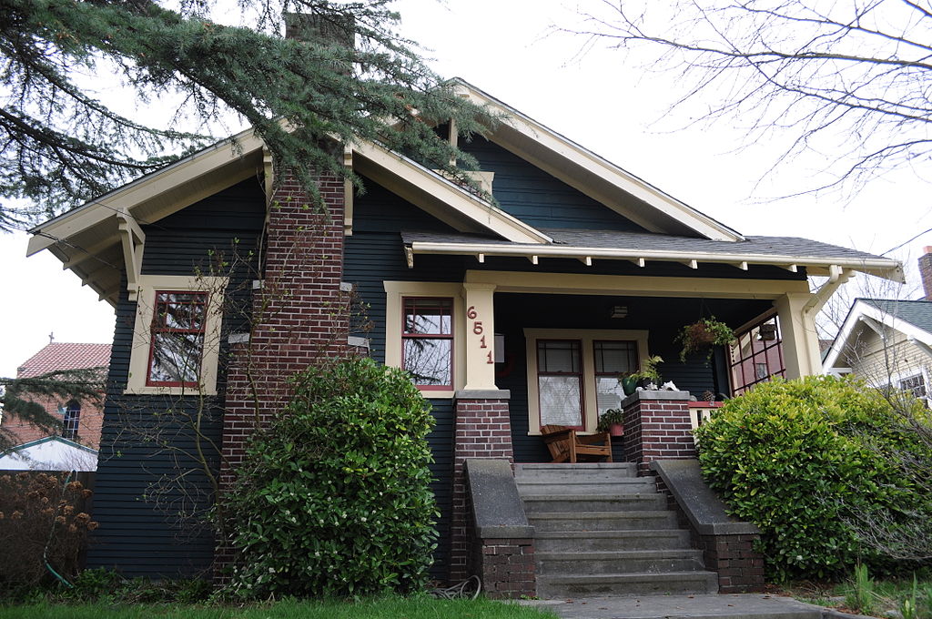 1024px-Seattle_-_6511_23rd_NW_01