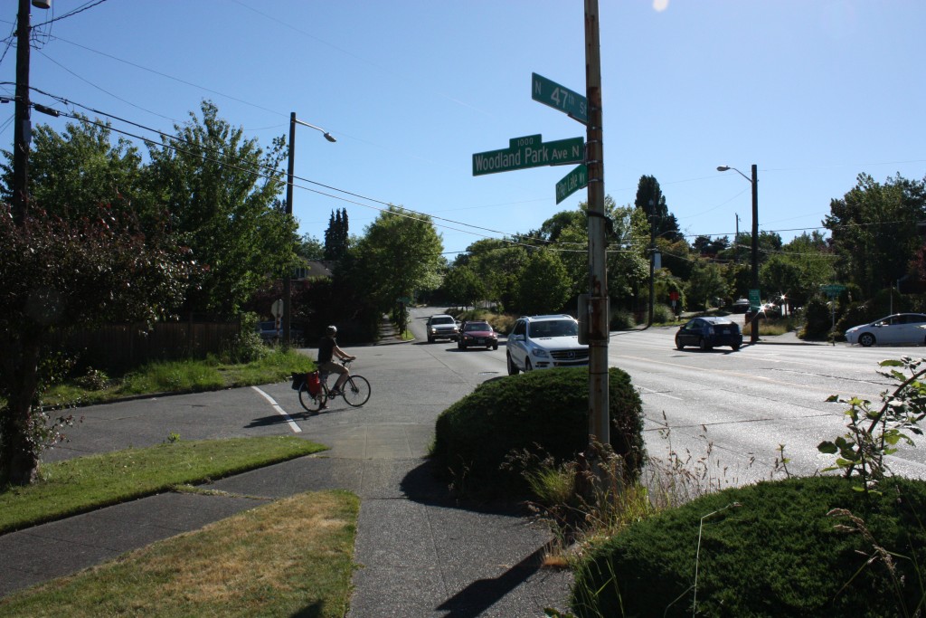 Something is going to have be down with the Woodland Park greenway's intersection with Green Lake Way. See suggestion 7 for a radical idea.