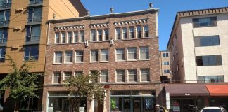 What We’re Reading: Embracing Small, Parisian Gondola, And Seven Types Of Global Cities