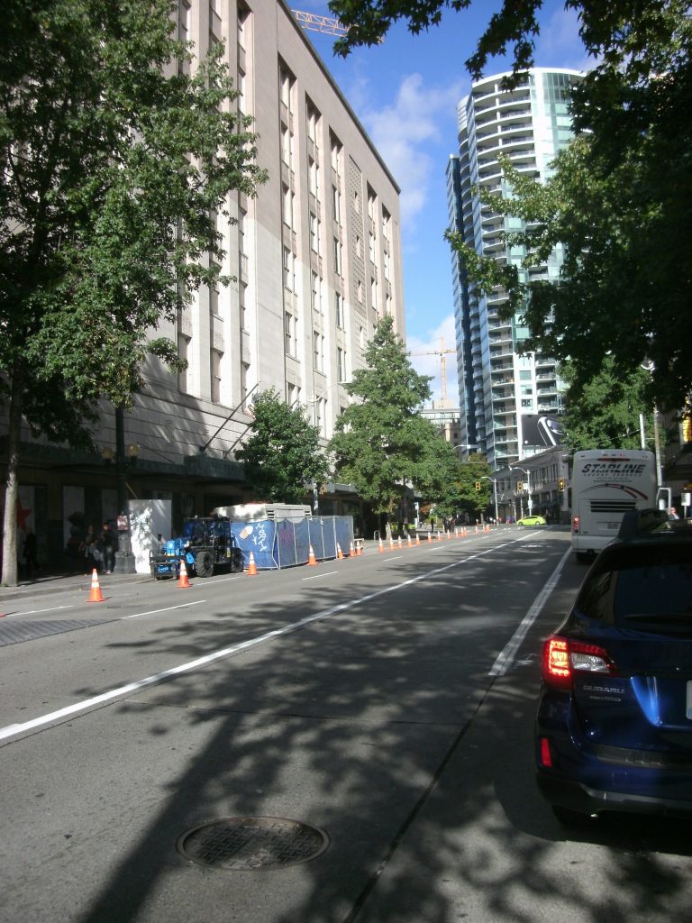 Turn-only lane on 4th Avenue before Olive Way.