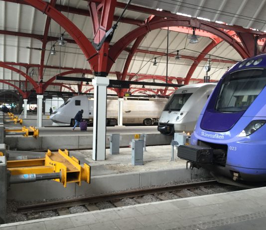 What We’re Reading: Lighter Rail Rules, Peanutabout, And Super Green