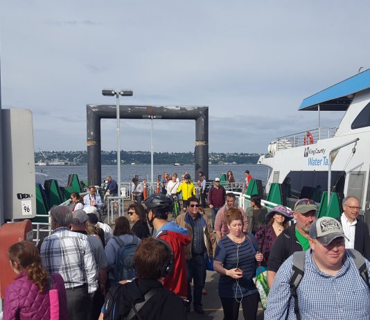 Kirkland-to-UW and Kenmore-to-UW Rise to the Top in Passenger-Only Ferry Study Passengers on Colman Dock with a ferry docked.