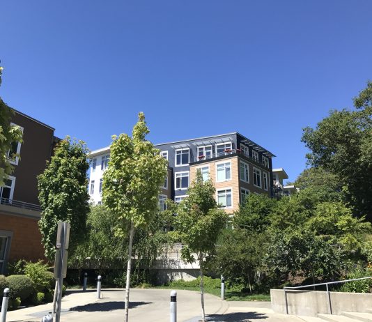 What We’re Reading: Los Angeles Again, Biketiquette, And Space Hungry