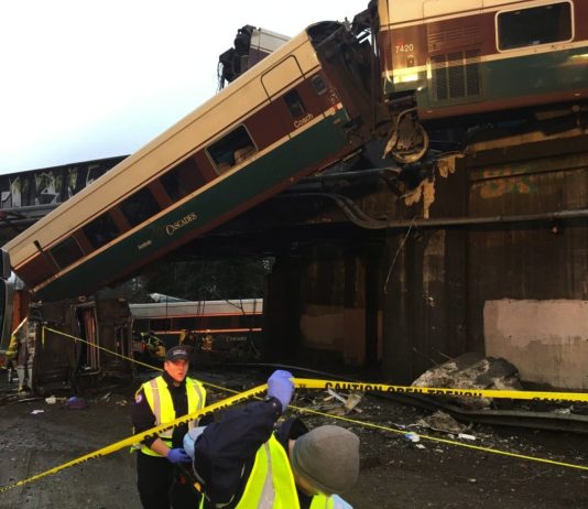 Three Dead as Amtrak Cascades Derails on Maiden Voyage of Faster Service