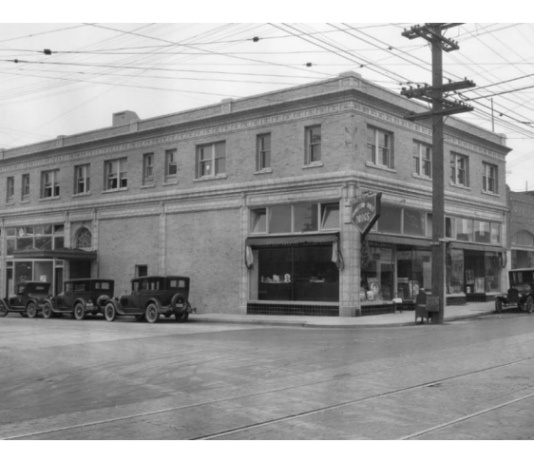City Council Landmarks Buildings in West Seattle and Eastlake