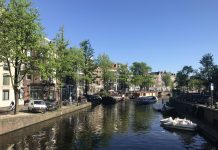 What We’re Reading: Bus-Loving City, High Impact Tourism, and Build Small