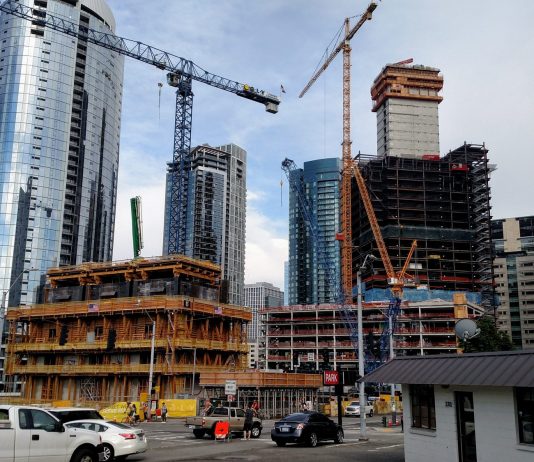 Washington State Hits 7.7 Million with 14.6% Growth in 2020 Census