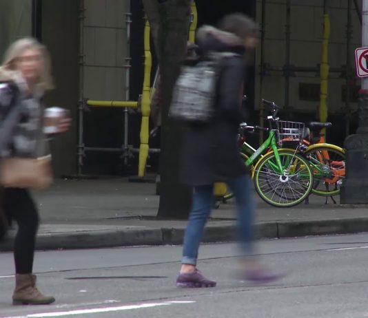 Sunday Video: Behind the Scenes on the Seattle Streetcar