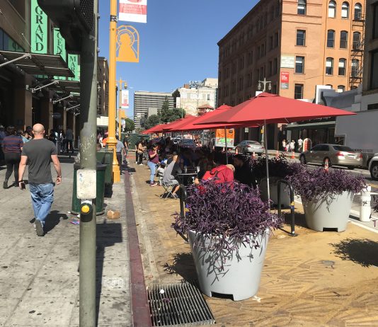 What We’re Reading: Death Nail, Lively Fences, and Showbox Saga