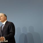 Jay_Inslee,_Gouverneur_de_Washington_sur_le_Pavillon_France_(23563078076)