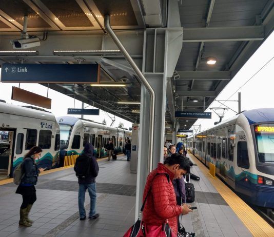 Flat Fare Push Shows Sound Transit Is Embracing a Self-Defeating Suburban Identity