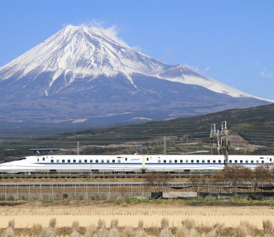 Inslee Administration Pushes High-Speed Rail Forward The Tōkaidō Shinkansen high-speed line in Japan, with Mount Fuji in the background. The Tokaido Shinkansen was the world's first high-speed rail line. (Wikipedia / tansaisuketti)