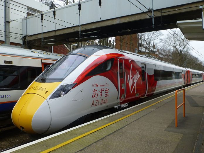 Virgin Trains East Coast Azuma Class 800 at Hampstead Heath station in London. (Wikipedia / Spsmiler)