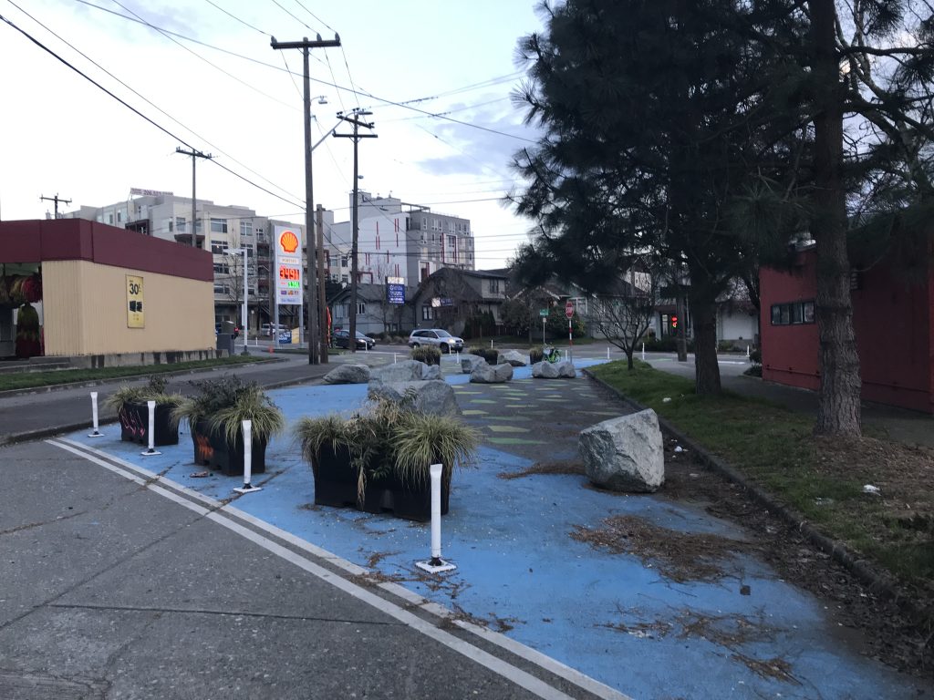 Weedin Pl NE as a pavement park.