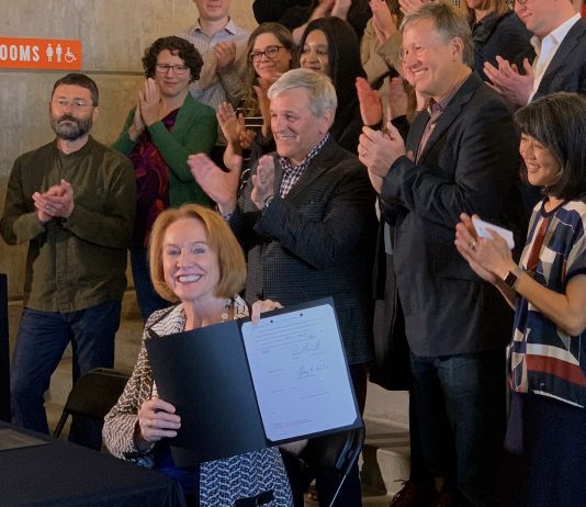 Mayor Durkan Signs into Law Mandatory Housing Affordability Rezoning 27 Urban Villages