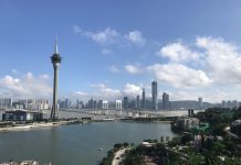 What We’re Reading: 5G Has Roadblocks, Decongest Seattle, and Reinvent Infrastructure