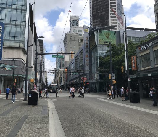 What We’re Reading: A Gentrifying City, Going Dutch, and Funding Biking