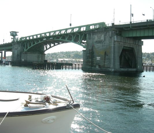 Agencies Must Get Out of Their Silos to Get Ballard Bridge Replacement Right