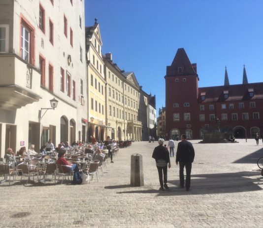 Electric Cars Are Not Enough: We Should Ban SUVs to Save Lives and Curb Emissions