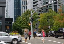 Bellevue’s Downtown Signal Policy Discourages Walking