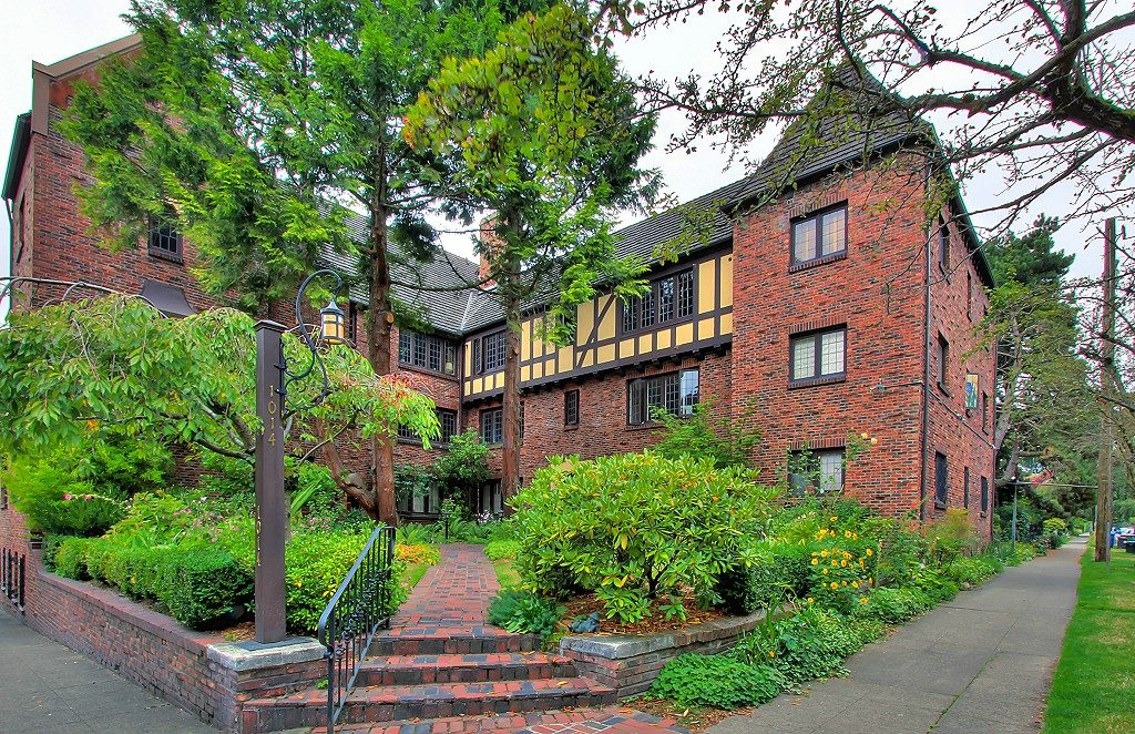 Fred Anhalt designed and built this Capitol Hill courtyard-oriented building in 1929. (Courtesy of Urban Living)