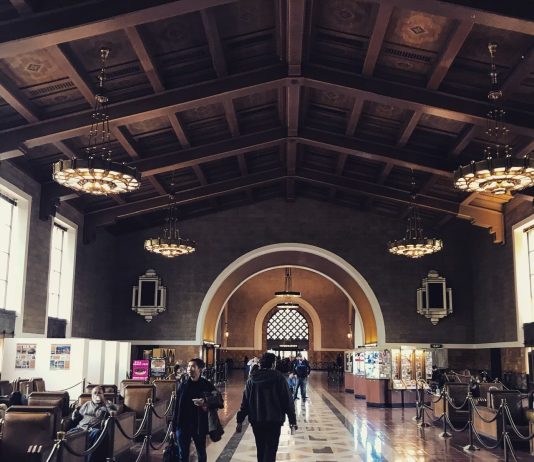 What We’re Reading: PDX Fourplexes, Idaho Stop, and Ridership Rebounding The waiting hall at Los Angeles Union Station.