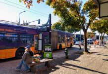 Seattle Planning Scaled Back Benefit District Transit Boost, with Car Tabs Blocked Route 40 briefly uses Market Street to connect to 24th Avenue NW, sharing a stop with Route 44. (Photo by author)