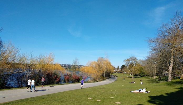 Green Lake Park as of Thursday afternoon. (Photo by Doug Trumm)