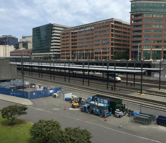 Amtrak Cascades Stuck in Low Gear, Gets New Rolling Stock