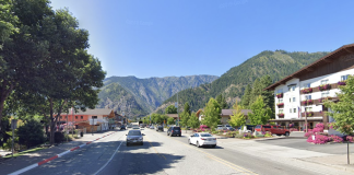 U.S. Route 2 in the heart of Leavenworth. (Google Maps)