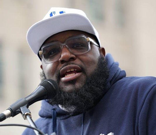 2020 Endorsement Questionnaire: Chukundi Salisbury, LD37-2 Picture of Chukundi Salisbury