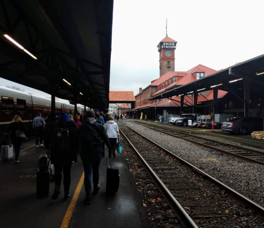 Amtrak Cascades Sets Timeline for Point Defiance Bypass Restart and New Trains