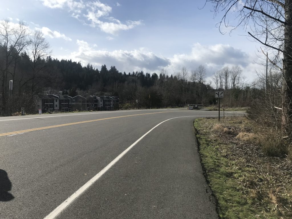 Looking west of the Sammamish Trail on Woodinville Drive.
